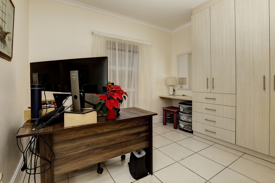 3 Bedroom Property for Sale in Sonkring Western Cape